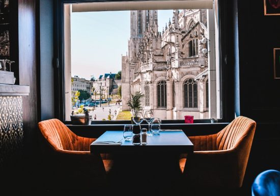 boeuf-and-cow-caen-vue-eglise