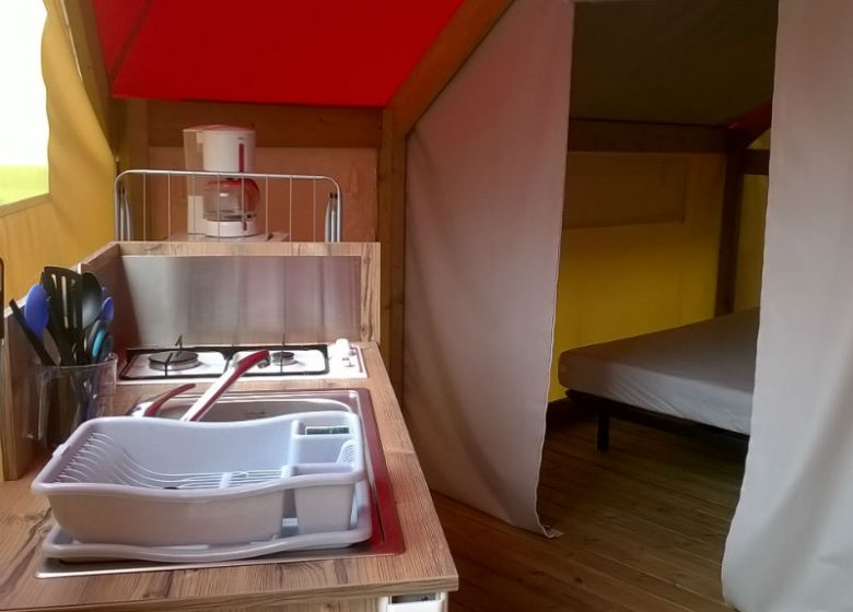 camping-riva-bella-ecolodge-intérieur