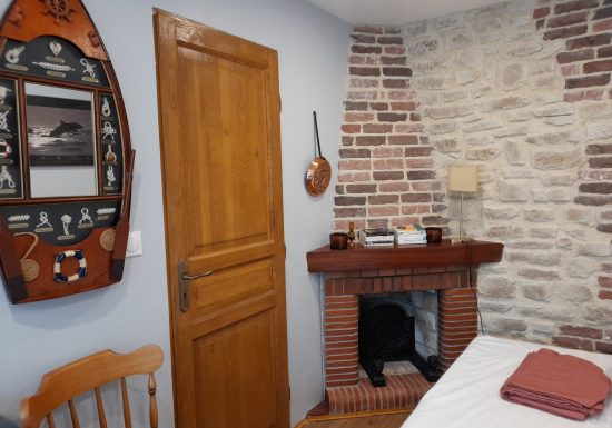 gite-des-myrtilles-cheminee