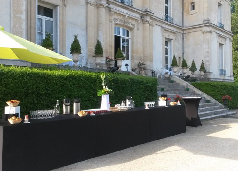 Cocktail au château de Rots avec Grandsire Traiteur