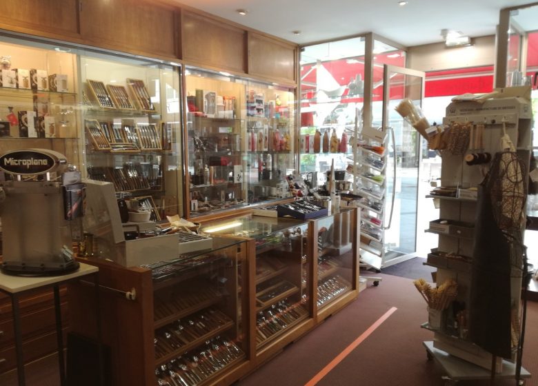Coutellerie Hello