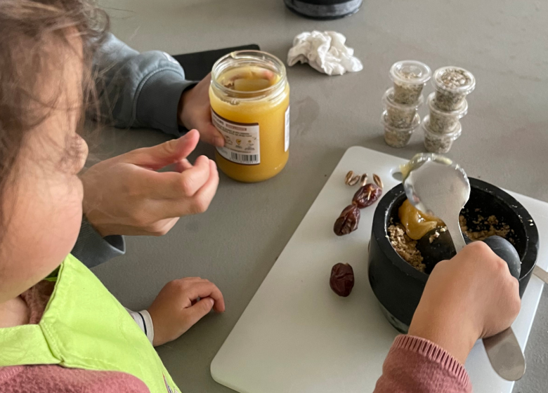 Copie de tourinsoft vacances hiver – dattes fourrées