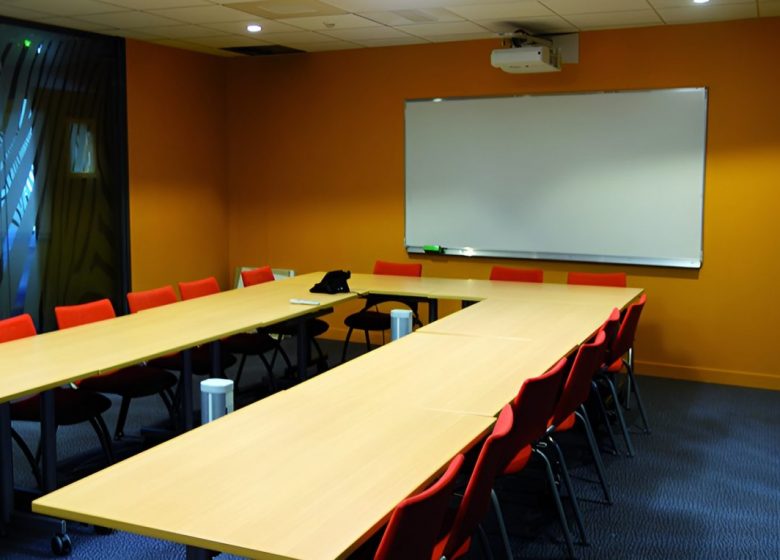 salle de réunion F4 339