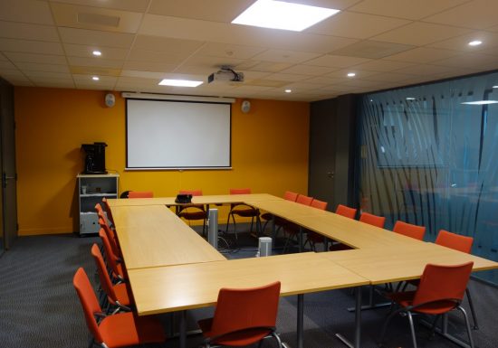 salle de réunion F4 440
