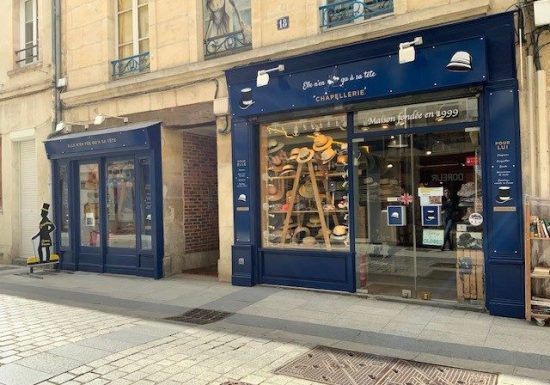 elle-n-en-fee-qu-a-sa-tete-chapeaux-boutique-1