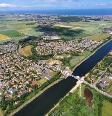 Vol en hélicoptère au-dessus des Plages du Débarquement