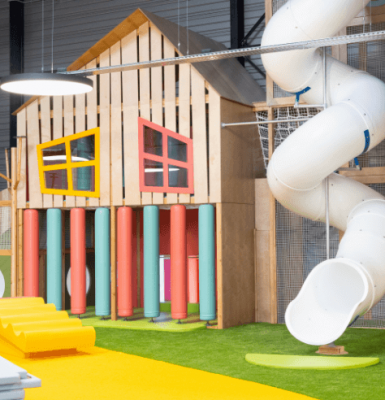 Jokoani – Aire de jeux couverte