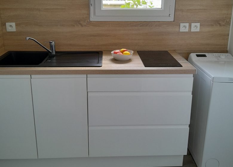 les-havres-de-nacre-ouistreham-kitchenette