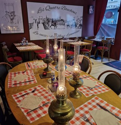 Les Quatre Bouchons – Authentique Bouchon Lyonnais