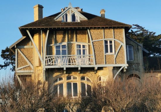 Visite guidée : Les villas de la Digue et autres curiosités