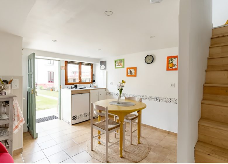 maisonnette-ferey-espace-repas