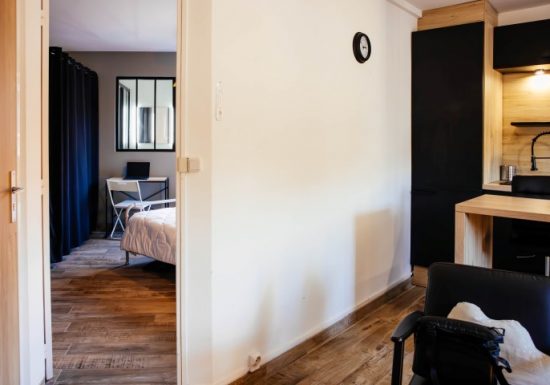 modern-riva-entree-chambre