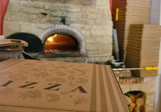 pizzeria-la-napolitaine-four-2_CaenlamerTourisme