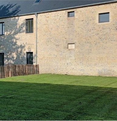 A la Lueur des Prés