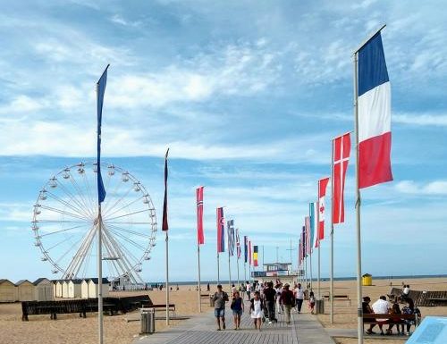 taxis-de-ouistreham-promenade-plage-riva-bella