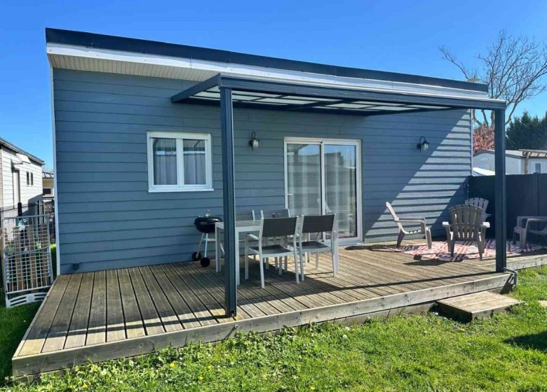 terrasse avec sa pergola