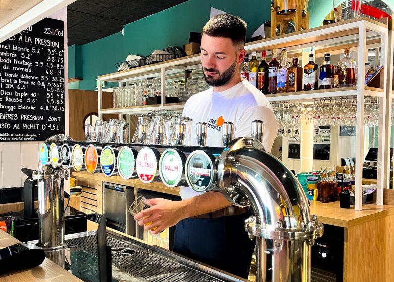 the-people-bar-1