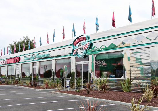 tommys-diner-exterieur-1
